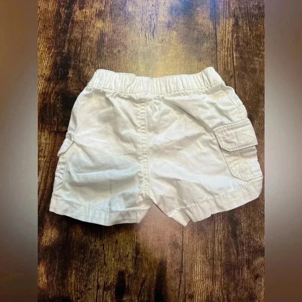 SET: Carter’s | 2 pair of baby boy shorts. Size: 9M